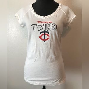 Minnesota Twins V-Neck White T-shirt Juniors Medium / Fits Like XS - S